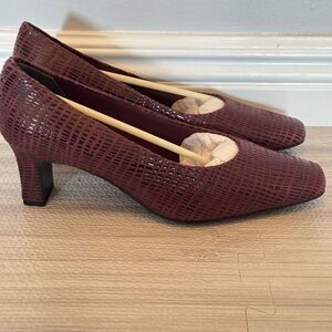 Nordstrom Purple pumps square toe